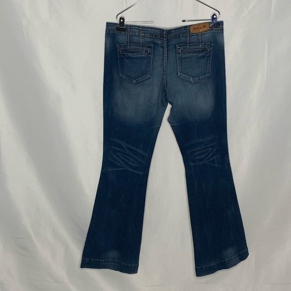 Allen B Schwartz Wide Leg Jeans - Picture 6 of 11